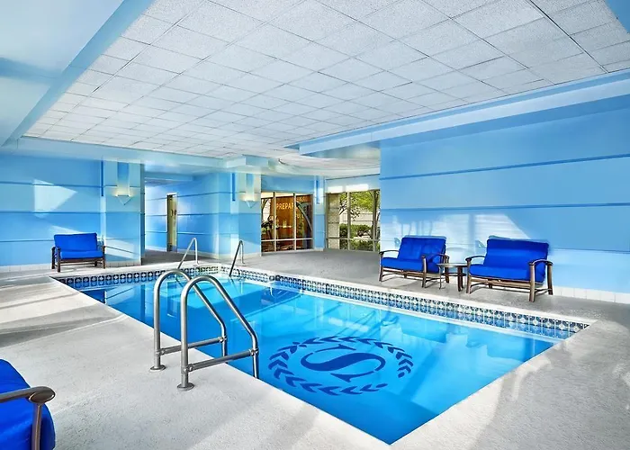 Sheraton Chicago Elk Grove
