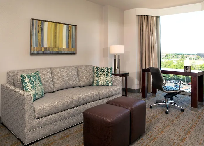 Sheraton Chicago Elk Grove Hotel