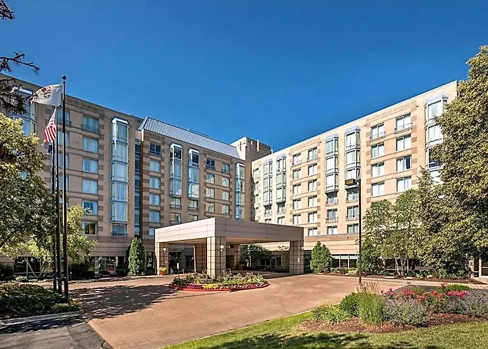 Sheraton Chicago Elk Grove 4*