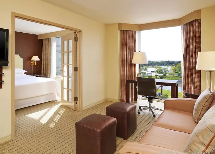 Sheraton Chicago Elk Grove