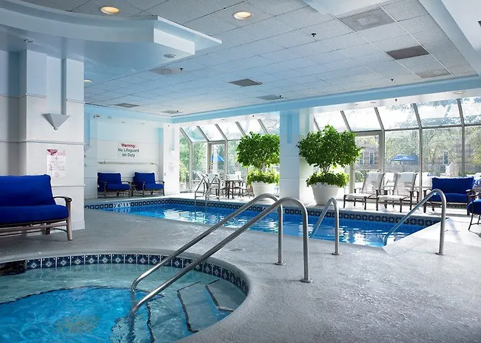 Sheraton Chicago Elk Grove Hotel 4*