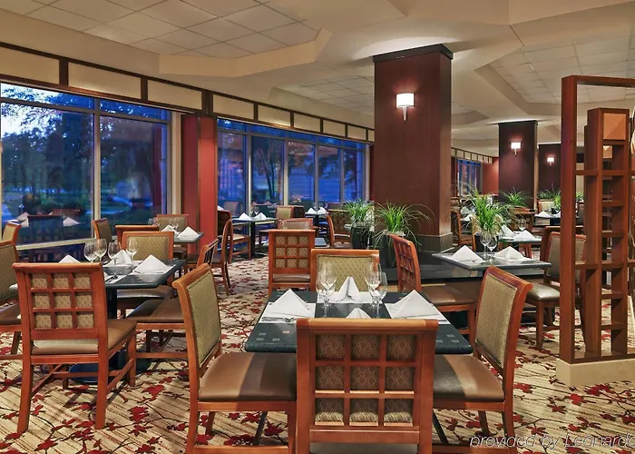 Sheraton Chicago Elk Grove